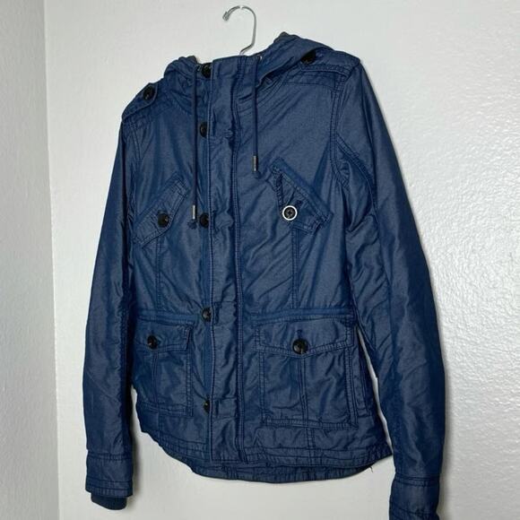 TNA Thick Padded Jacket - Picture 2 of 8